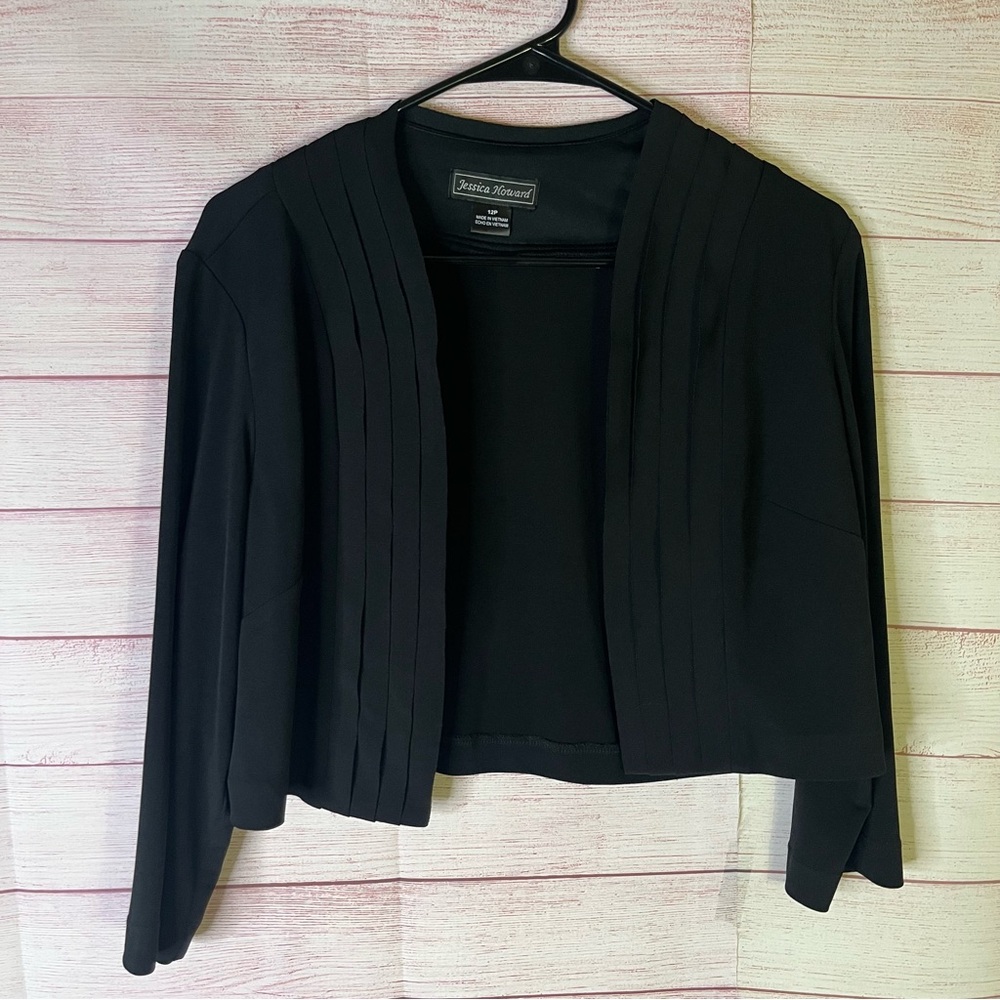 Jessica Howard Black Open Front Pleated Cropped Jacket Size 12P